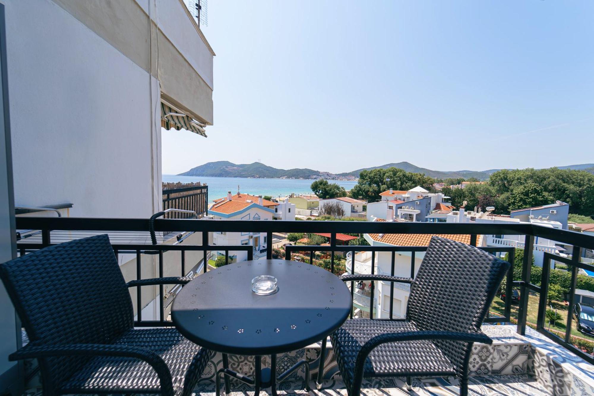 Apartamento Aqua Heaven Nea Iraklitsa Exterior foto